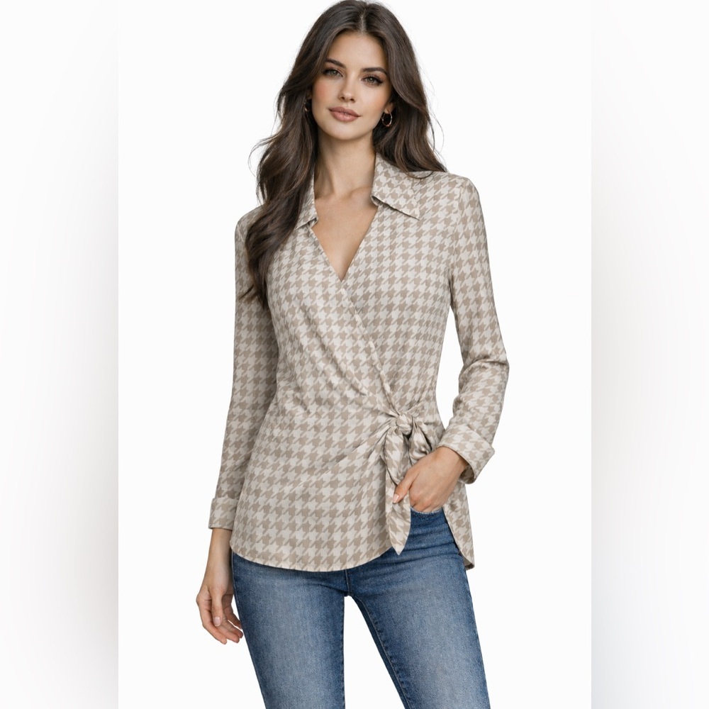 Diane Gilman NWT Wrap Around Houndstooth Top Size 1X 100% Silk Tan/ivory
